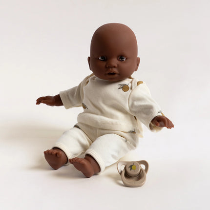 Konges Sløjd Babydocka Billie med napp
