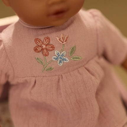 <tc>Little Dutch</tc> Dockan Yara