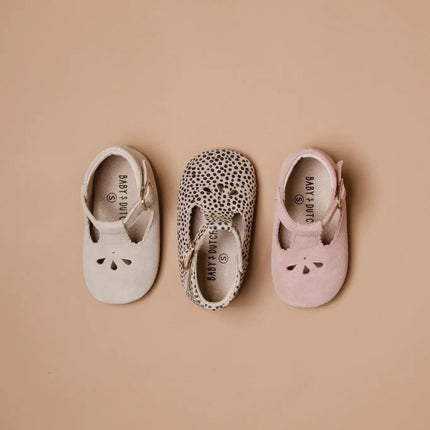 Baby Dutch Baby Schoentjes Evi Sand Suede koop je bij Babywinkel
