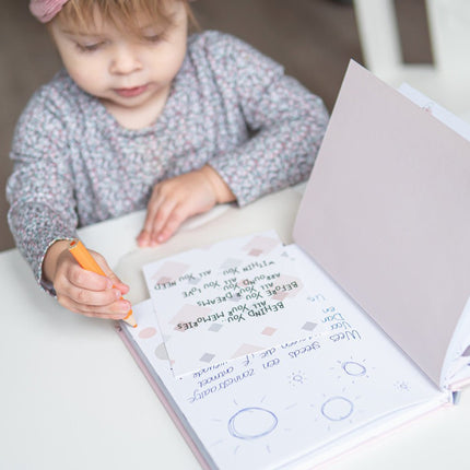 JeP Kids Baby Boekje Kastanje koop je bij Babywinkel