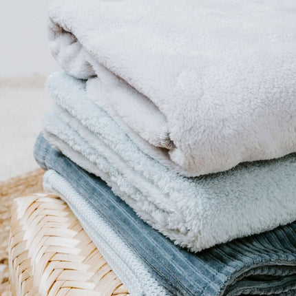 Baby's Only Ledikantdeken Cozy Misty Blue koop je bij Babywinkel