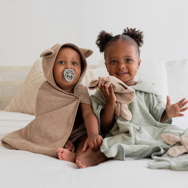 BIBS Badcape Baby Poncho Kangaroo Petrol koop je bij Babywinkel