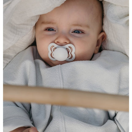 BIBS Speen Maat 1 Silicone Supreme Dark Oak koop je bij Babywinkel