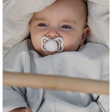 BIBS Speen Maat 1 Silicone Supreme Forest Lake White koop je bij Babywinkel