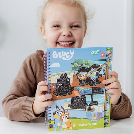 Bluey Knutsel Boek Krasboek koop je bij Babywinkel