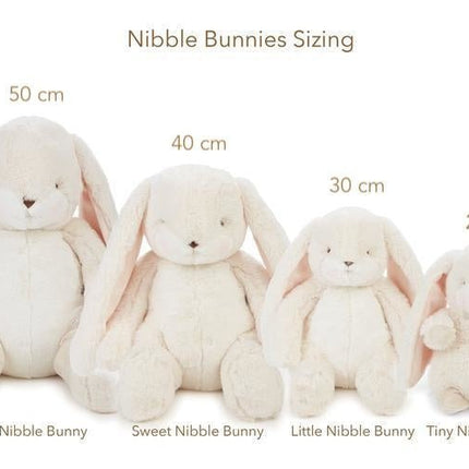 Bunnies By The Bay Knuffel Konijn Medium Creme 30cm koop je bij Babywinkel