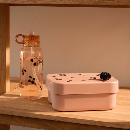 Liewood Lunchbox Chelsey Berry/ Pale Tuscany koop je bij Babywinkel