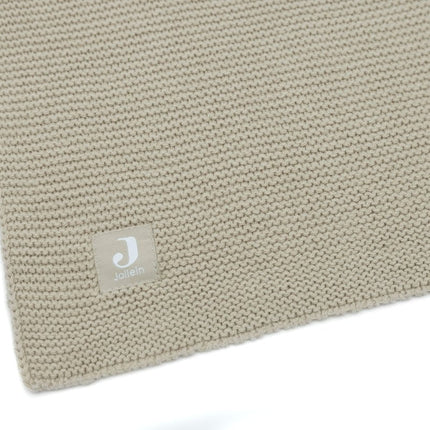Jollein Ledikantdeken Basic Knit Olive Green 100X150Cm koop je bij Babywinkel