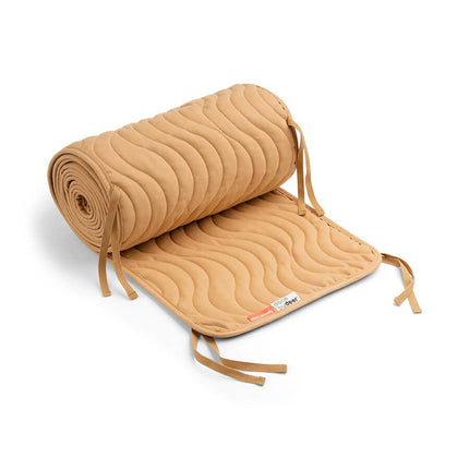 Done by Deer Bedomrander Met Touwtjes Waves Mustard koop je bij Babywinkel