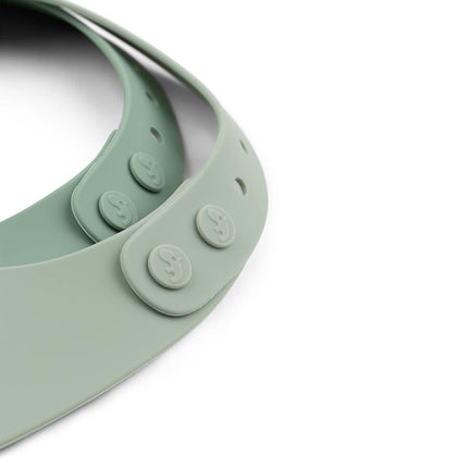 Done by Deer Slabbetje Silicone Croco Green 2st koop je bij Babywinkel