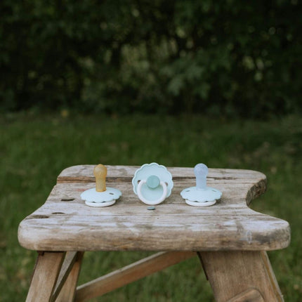 Frigg Speen Maat 1 Daisy Bloom Little Darling Silicone koop je bij Babywinkel