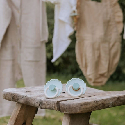 Frigg Speen Maat 1 Daisy Bloom Little Darling Silicone koop je bij Babywinkel