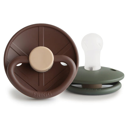Frigg Speen Maat 1 Little Viking Cocoa/Olive Silicone 2St koop je bij Babywinkel