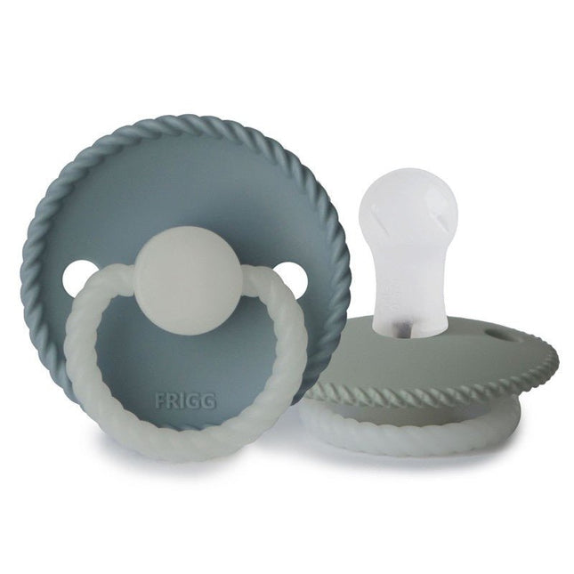 Frigg Speen Maat 1 Rope Night Stone Blue/Sage Silicone 2 - Pack koop je bij Babywinkel