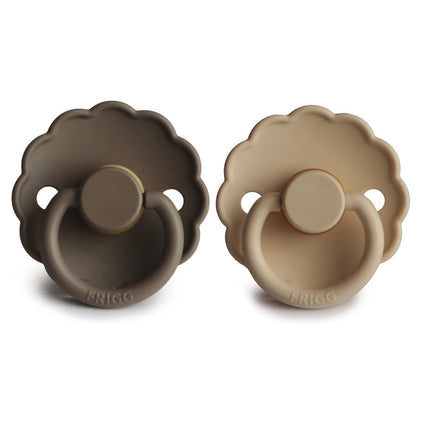 Frigg Speen Maat 2 Daisy Croissant/Portobello Latex 2 - Pack koop je bij Babywinkel
