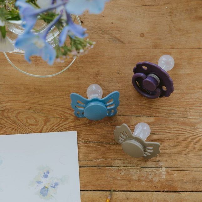 Frigg Speen Maat 2 Daisy Violet Dream Silicone koop je bij Babywinkel