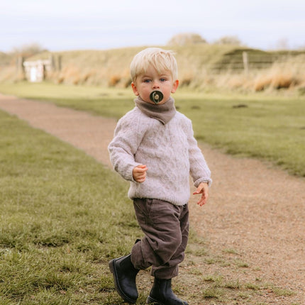 Frigg Speen Maat 2 Little Viking Ragnar Olive Latex koop je bij Babywinkel
