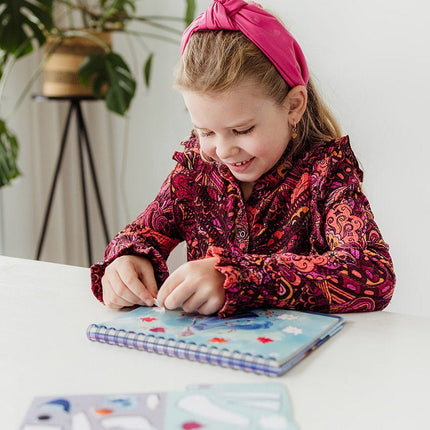 Frozen Knutsel Boek Nummer Stickeren koop je bij Babywinkel