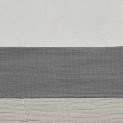Jollein Ledikantlaken Wrinkled Cotton Storm Grey 120x150cm koop je bij Babywinkel