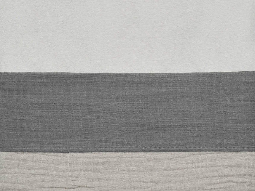 Jollein Ledikantlaken Wrinkled Cotton Storm Grey 120x150cm koop je bij Babywinkel