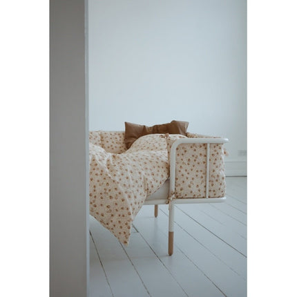 Konges Slojd Dekbedovertrek Baby Peekaboo 70x100cm koop je bij Babywinkel