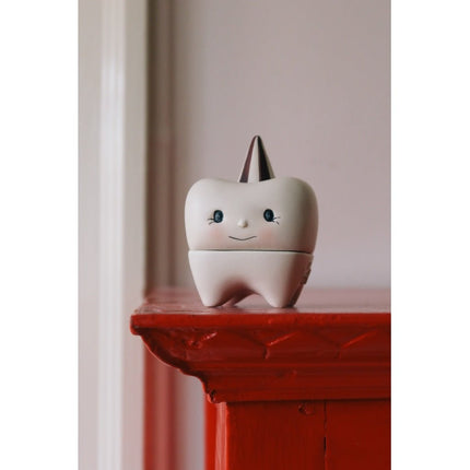 Konges Slojd Tandendoosje Off White 9Cm koop je bij Babywinkel