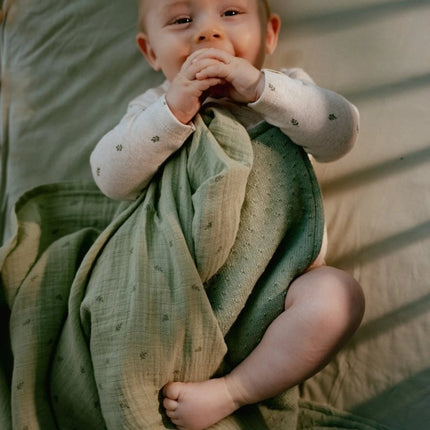 Little Dutch Ledikantdeken Pure Sage Gebreid koop je bij Babywinkel