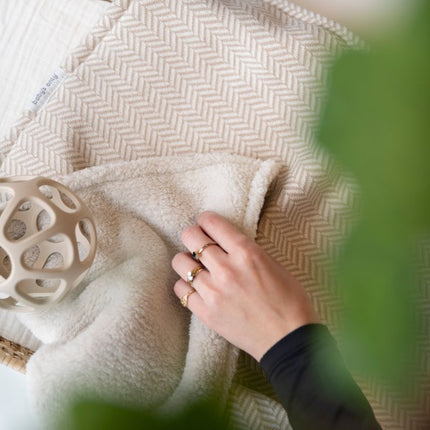 Baby's Only Ledikantdeken Teddy Dawn Blush/ Ecru koop je bij Babywinkel