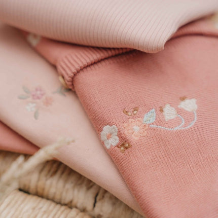 Little Dutch Baby Vestje Warm Rose koop je bij Babywinkel