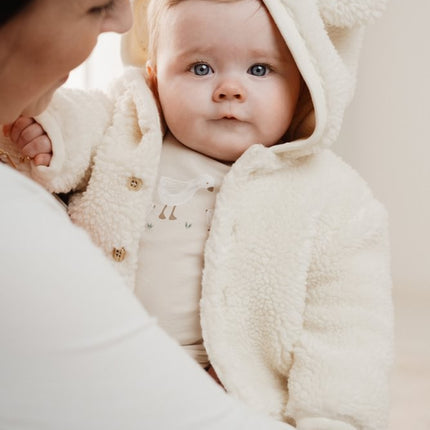 Little Dutch Babyjasje Teddy Off White koop je bij Babywinkel