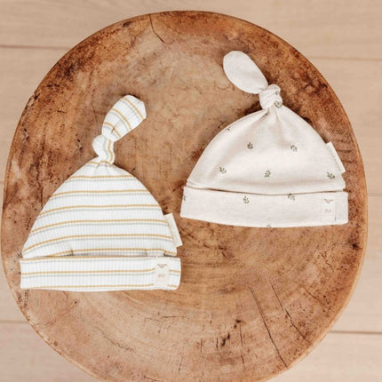 Little Dutch Babymutsje Met Knoop Green Leaves koop je bij Babywinkel