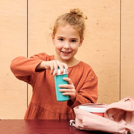 Little Dutch Schoolbeker Campus Sailors Bay 300ml koop je bij Babywinkel