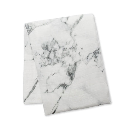 Lulujo Hydrofiele Doek Met Muts En Sticker Marble koop je bij Babywinkel
