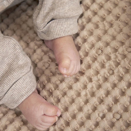 Meyco Baby Wafel Teddy Wiegdeken Sand 75x100cm koop je bij Babywinkel