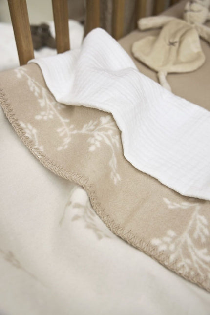 Meyco Ledikantdeken Branches Sand 100X150cm koop je bij Babywinkel