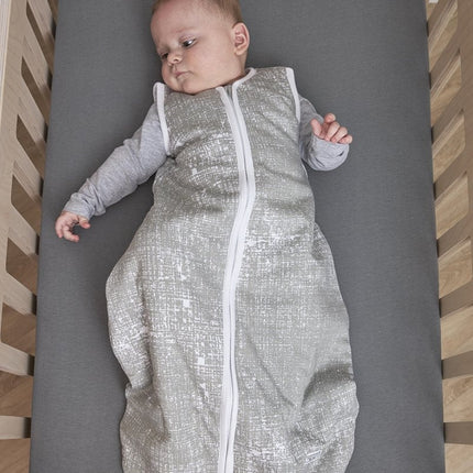Meyco Winterslaapzak Rond Fine Lines Grijs 98 koop je bij Babywinkel