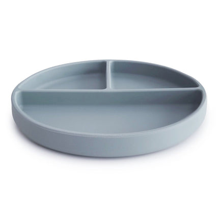 Mushie Baby Bordje Silicone Powder Blue koop je bij Babywinkel