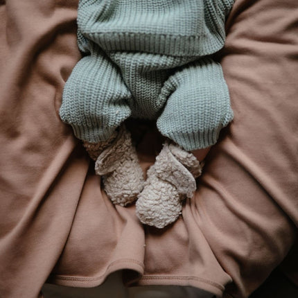 Mushie Baby Broekje Chunky Knit Light Mint koop je bij Babywinkel