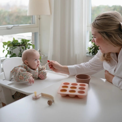 Mushie Baby Kom Siliconen Cloudy Mauve koop je bij Babywinkel