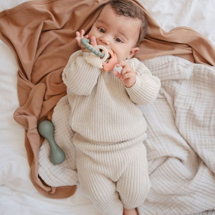 Mushie Baby Sweater Chunky Knit Beige koop je bij Babywinkel