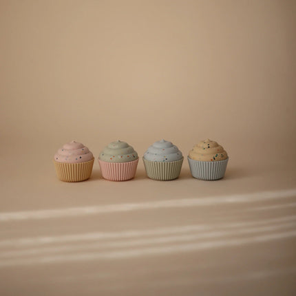 Mushie Badspeelgoed Cupcakes koop je bij Babywinkel