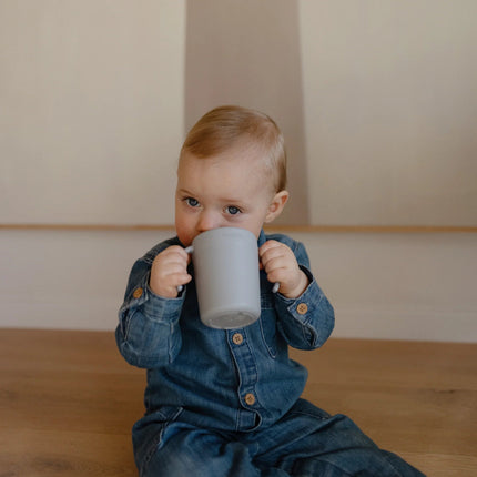 Mushie Drinkbeker Cloud koop je bij Babywinkel