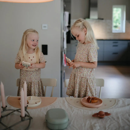 Mushie Placemat Pink Powder koop je bij Babywinkel