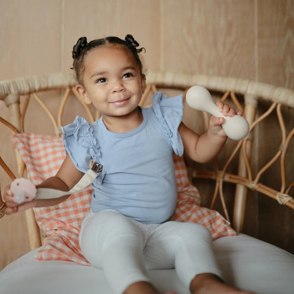 Mushie Rammelaar Shifting Sands koop je bij Babywinkel