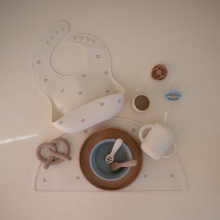 Mushie Slabbetje Pretzel koop je bij Babywinkel