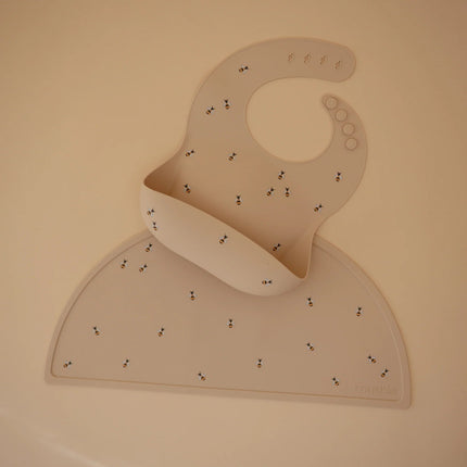Mushie Slabbetje Bee koop je bij Babywinkel