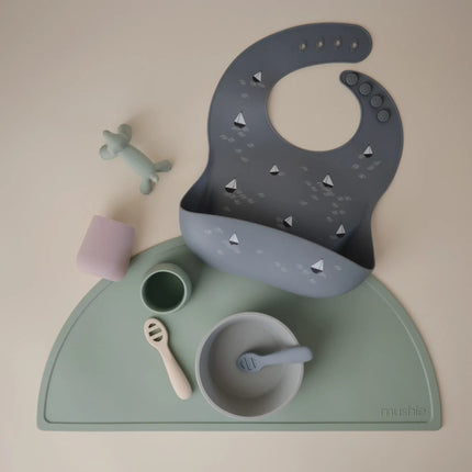 Mushie Slabbetje Silicone Cambridge Boats koop je bij Babywinkel