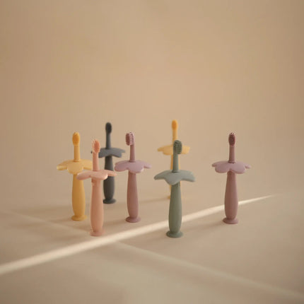 Mushie Tandenborstel Pale Daffodil koop je bij Babywinkel