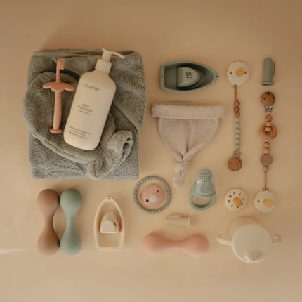 Mushie Tandenborstel Sand/Cambridge Blue koop je bij Babywinkel