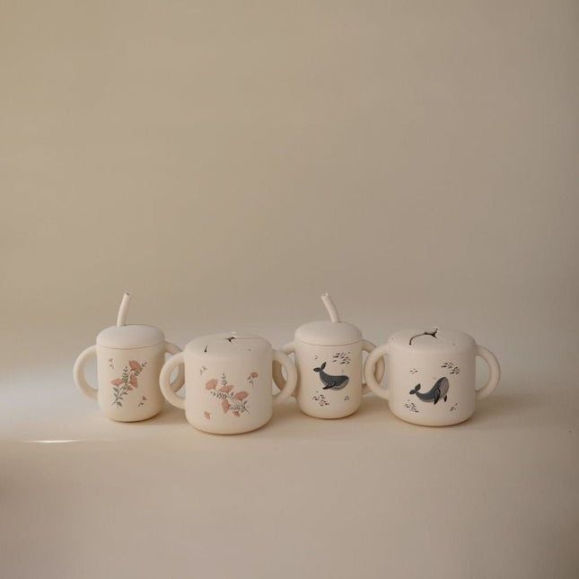 Mushie Oefenbeker Rietje Whales koop je bij Babywinkel
